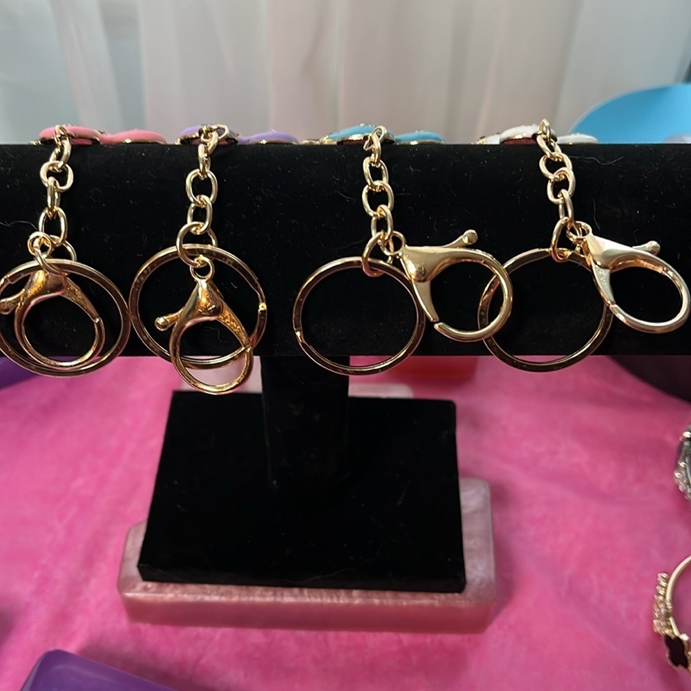 Pick (1) MM Keychain or Bag Charm - Picture 2 of 2